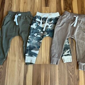 Little Bipsy Toddler Camo & Solid Jogger Pants - Set of 3